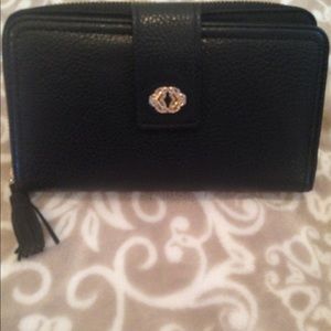 Kate Landry wallet